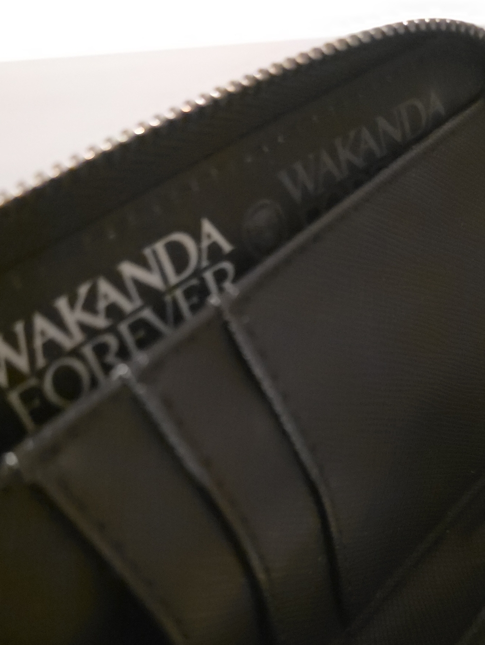 LOUNGEFLY Black Panther "Wakanda Forever" Black Zip Wallet - Picture 7 of 8